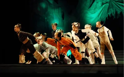 How Can Theatre Lighting Designs Benefit Your Next Home Project?